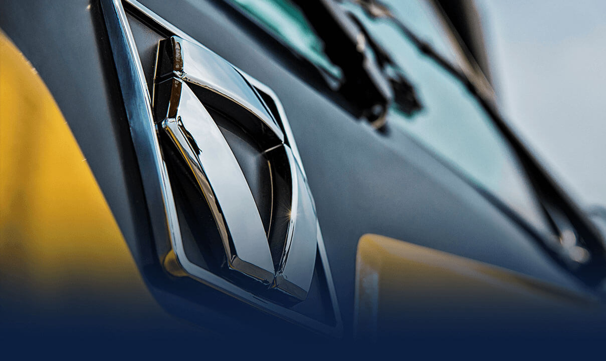 八十載砥礪前行！