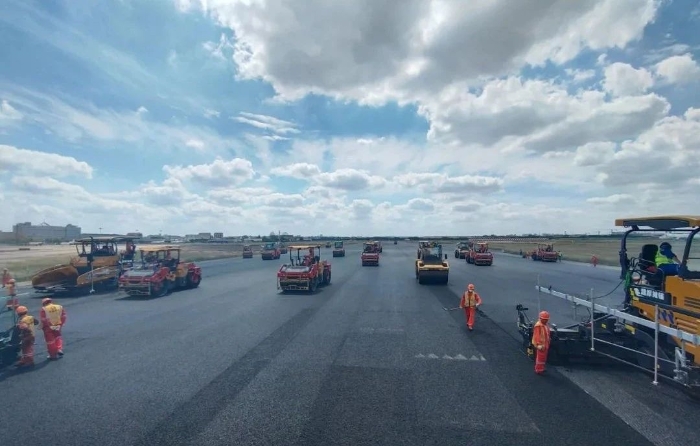 15天、26.6萬平方米、45000噸！難！難！難！戰(zhàn)！戰(zhàn)！戰(zhàn)！