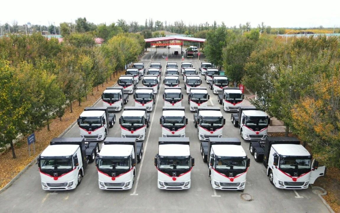 脫碳“換”綠進行時！徐工新能源重卡批量交付西北