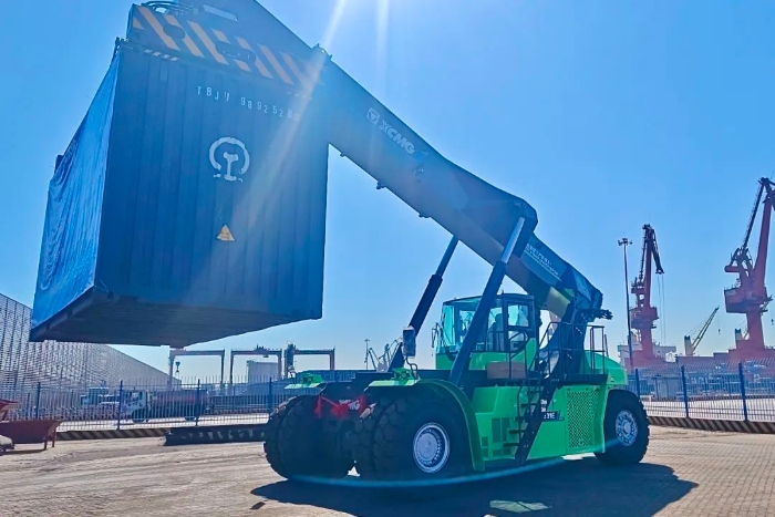 捷報不斷！徐工港機多區(qū)域定制化交付助力首季“開門紅”