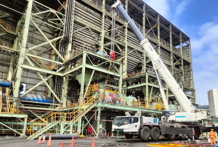 首臺(tái)！超大噸位XCA500BR落子首鋼鐵礦！