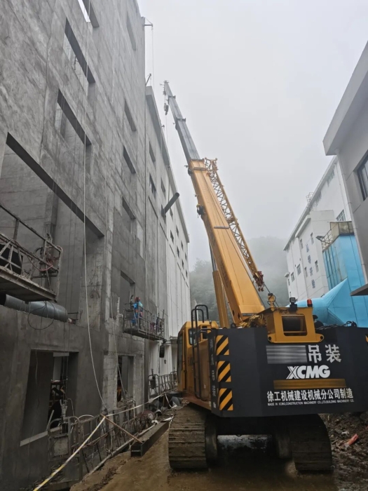 5米窄縫顯神威！請(qǐng)看XGTC30L5助力破解“灰塵圍城”！