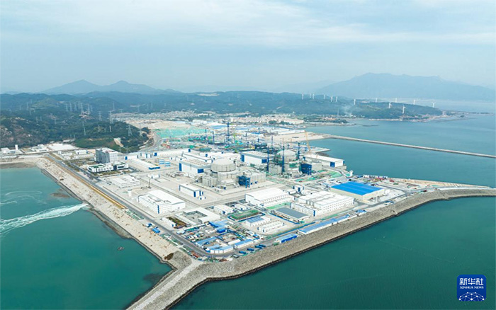 徐工塔機(jī)換新裝，孔雀藍(lán)助建核電項(xiàng)目