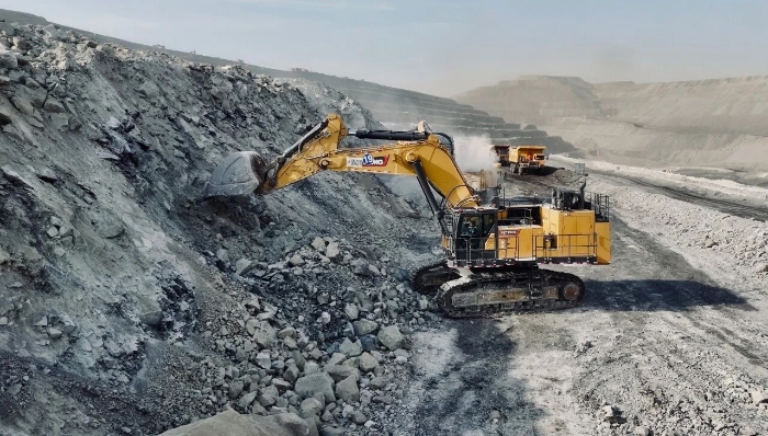 礦區(qū)得力干將：徐工XE1350G Pro，高效可靠，不負(fù)重托