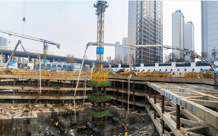 集結(jié)！徐工大米數(shù)泵車齊力共筑通信研發(fā)基地